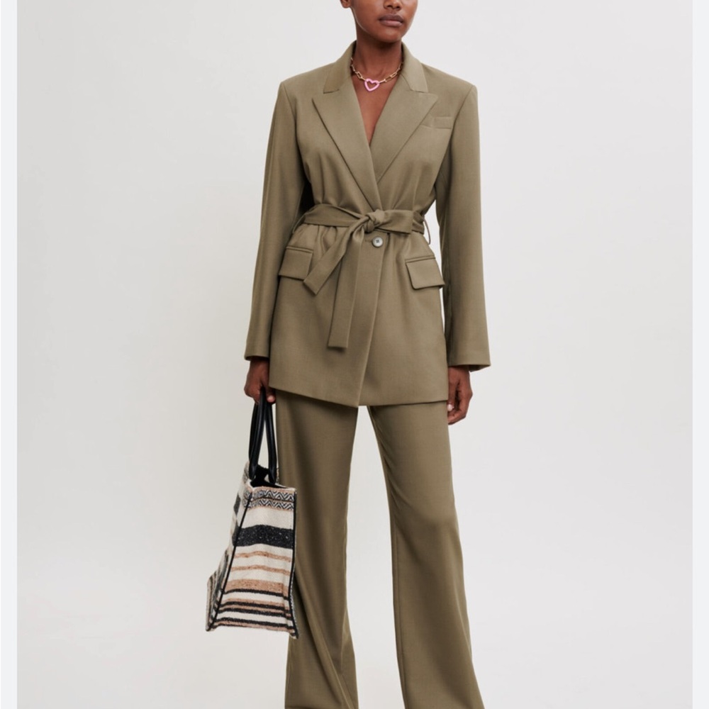 NWOT Maje Oversized Tan Blazer